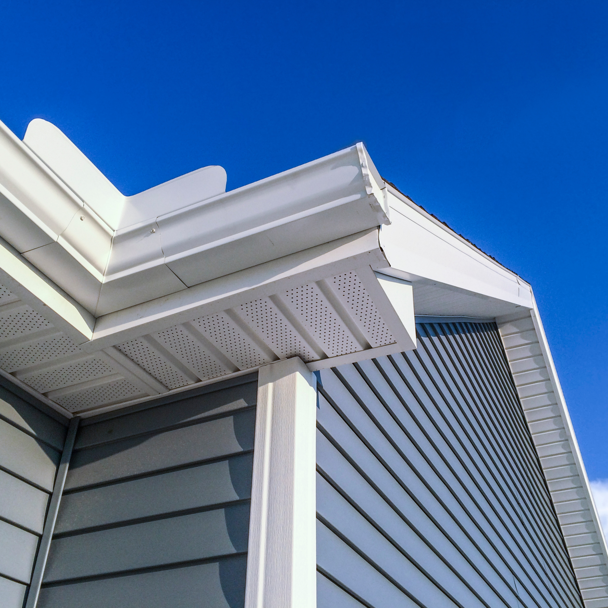 6-Inch vs. 7-Inch Gutters